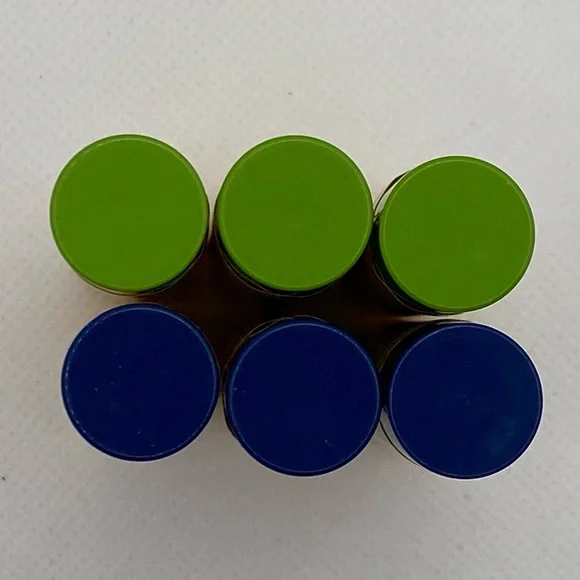 Burt's Bees Moisturizing Lip Balm 100% Natural 3 x Vanilla Bean  3 x Ginger Lime - Picture 2 of 7